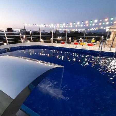 Hotel Wave Batumi Eksteriør bilde