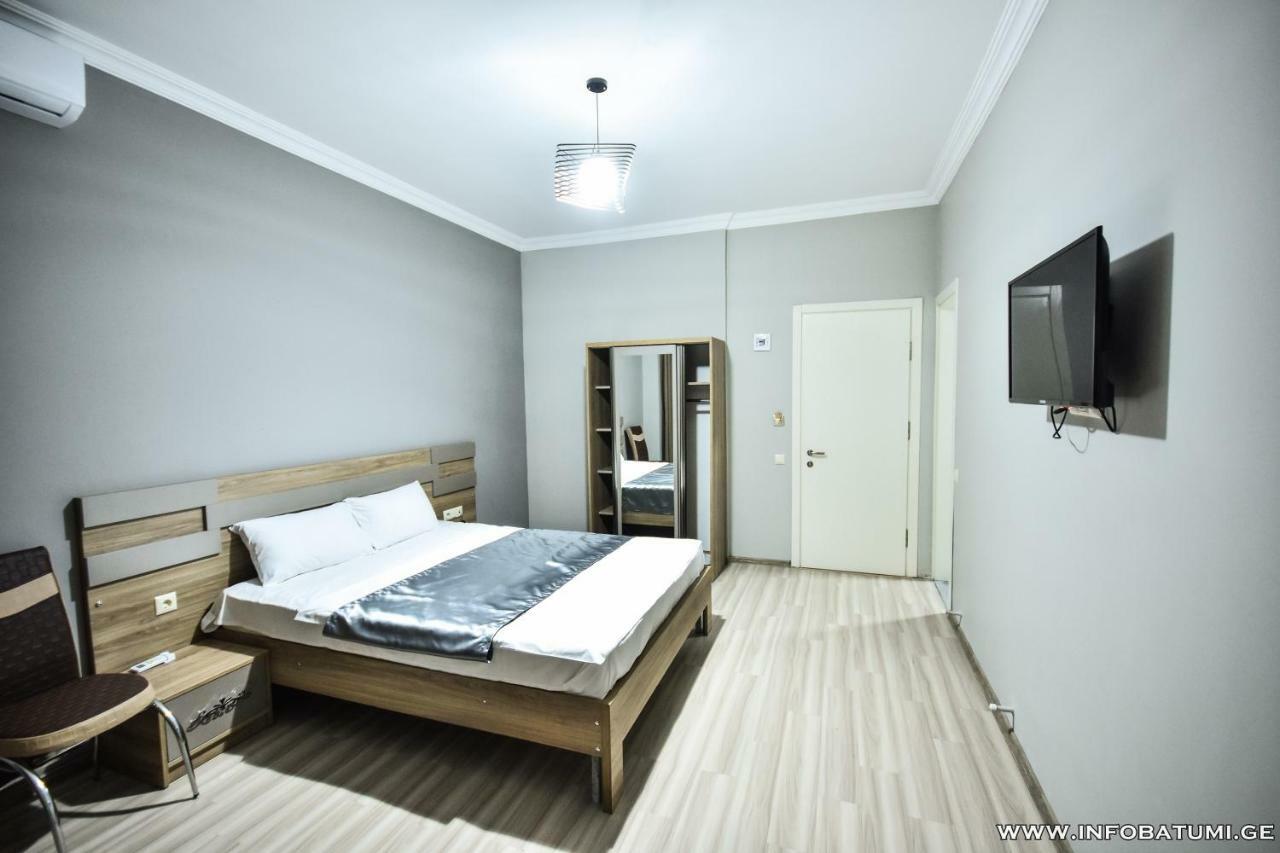 Hotel Wave Batumi Eksteriør bilde