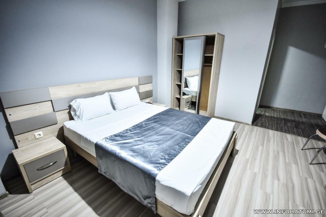 Hotel Wave Batumi Eksteriør bilde