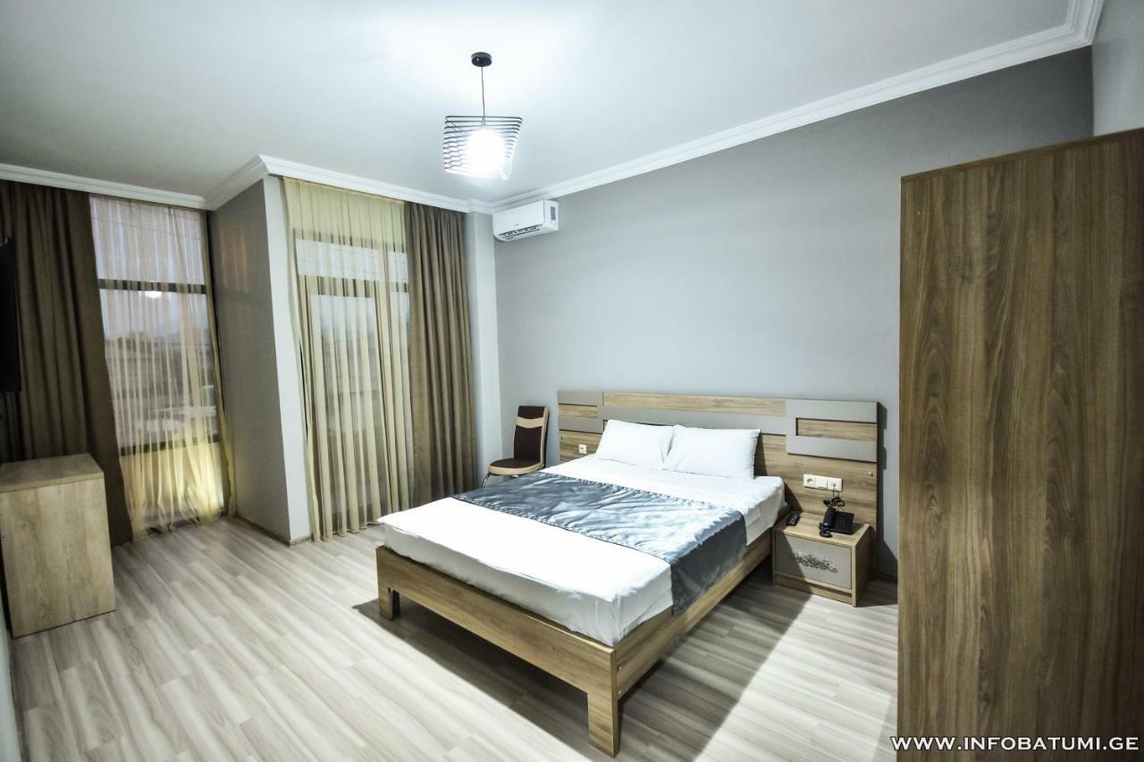 Hotel Wave Batumi Eksteriør bilde